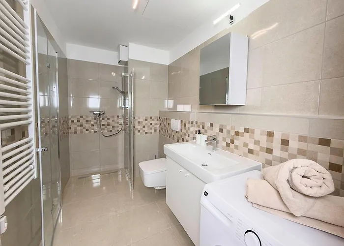 Apartamento Danube River Flat With Balcony,free Garage