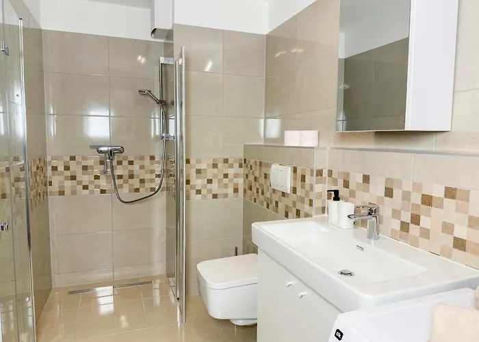 Danube River Flat With Balcony,free Garage * Budapest
