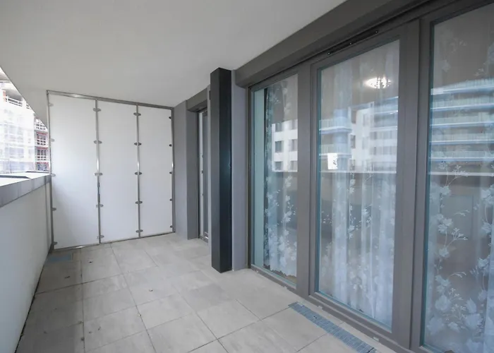 Danube River Flat With Balcony,free Garage